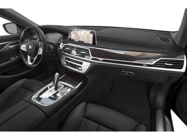 Used 2020 Individual Aventurin Red Metallic BMW 740i image 18