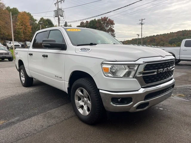 Used 2023 White Ram Big Horn/Lone Star image 2
