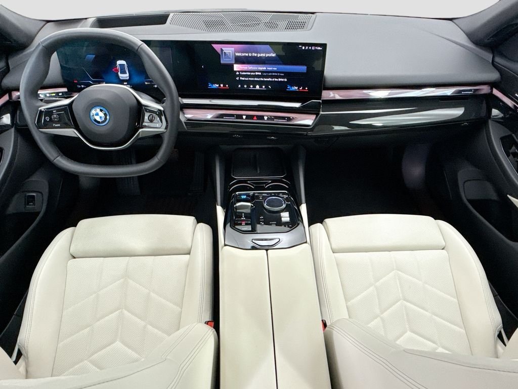2026 BMW i5 40 - Photo 13