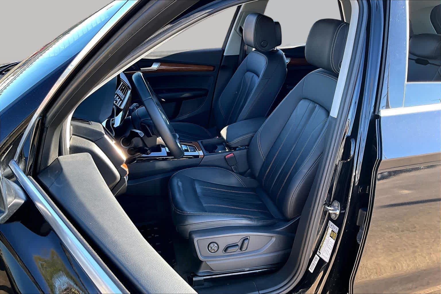 Used 2023 black Audi Premium image 8
