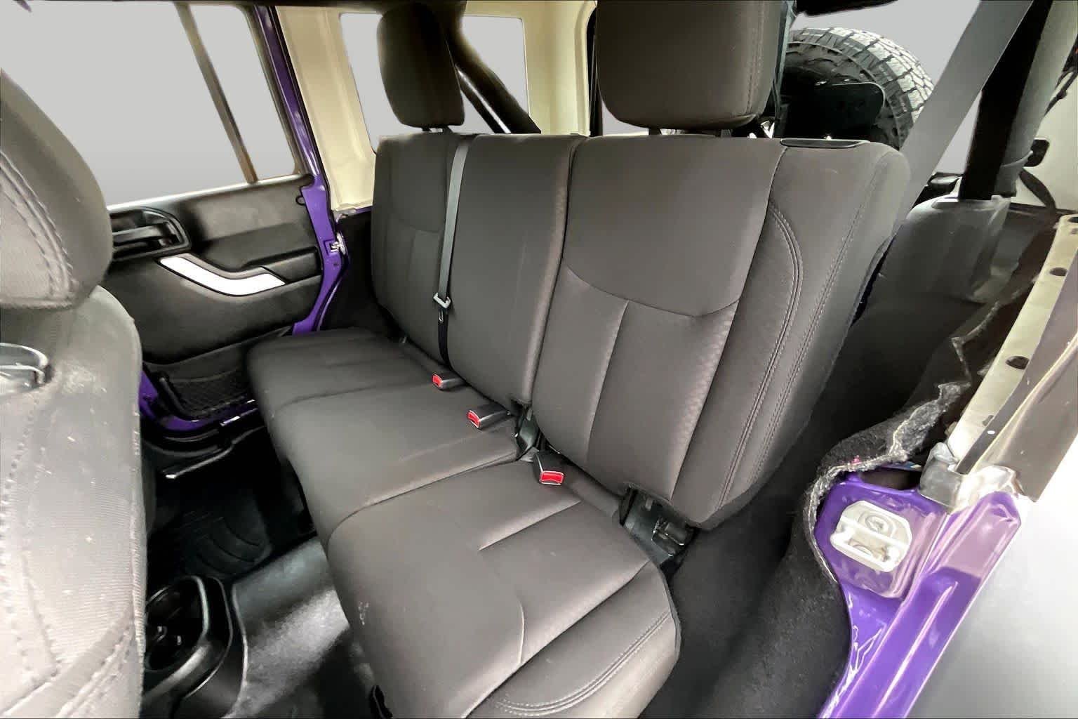 Used 2018 Xtreme Purple Pearlcoat Jeep Sport S image 19