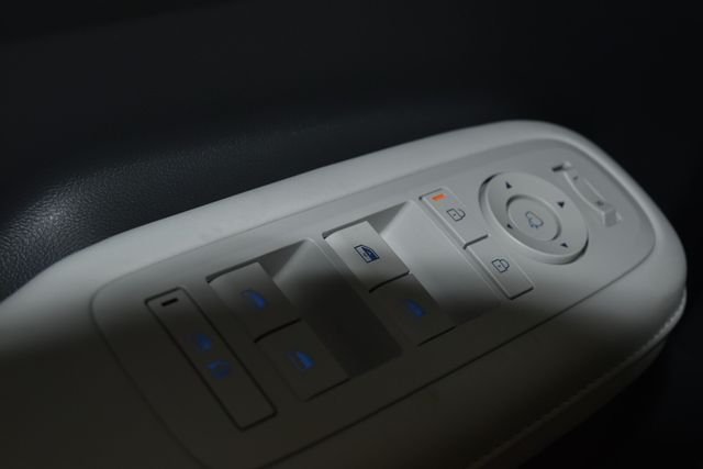 New 2027 White Hyundai Limited image 30
