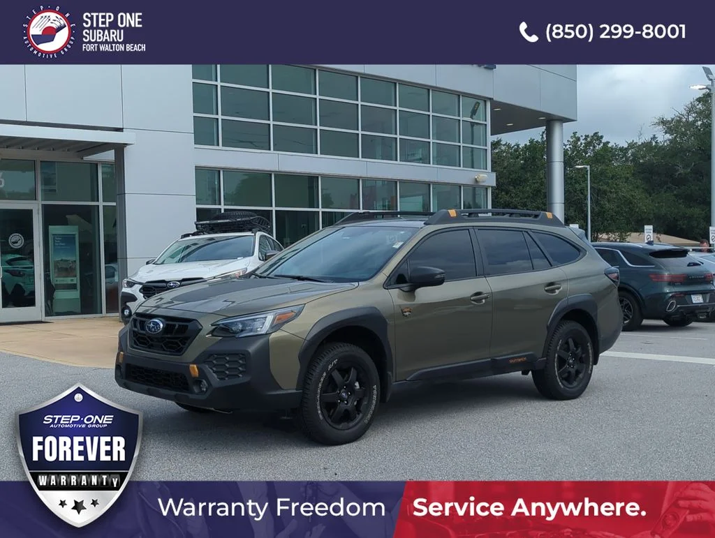Used 2025 Green Subaru Wilderness image 2
