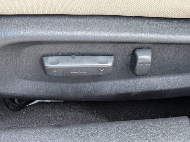 Used 2020  Honda EX image 21