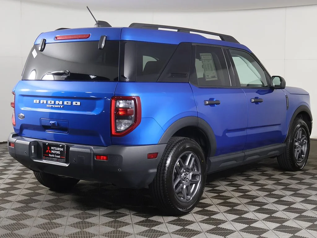 Used 2025 Blue Ford Big Bend image 8
