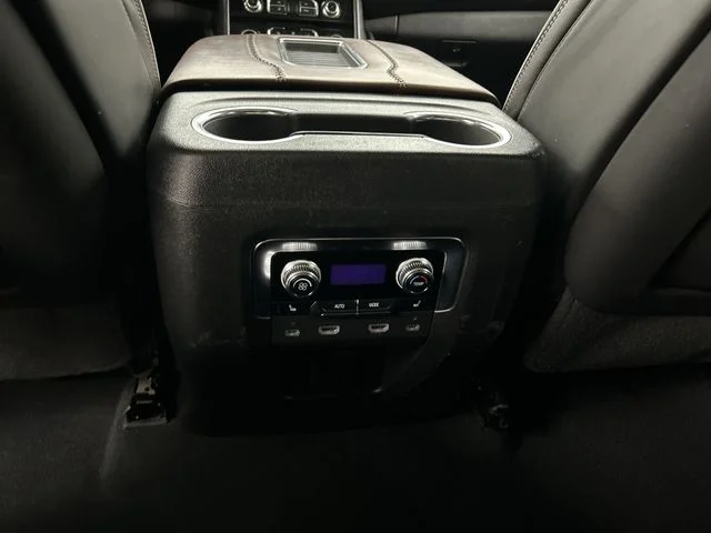 2023 GMC Yukon Denali Ultimate - Photo 25