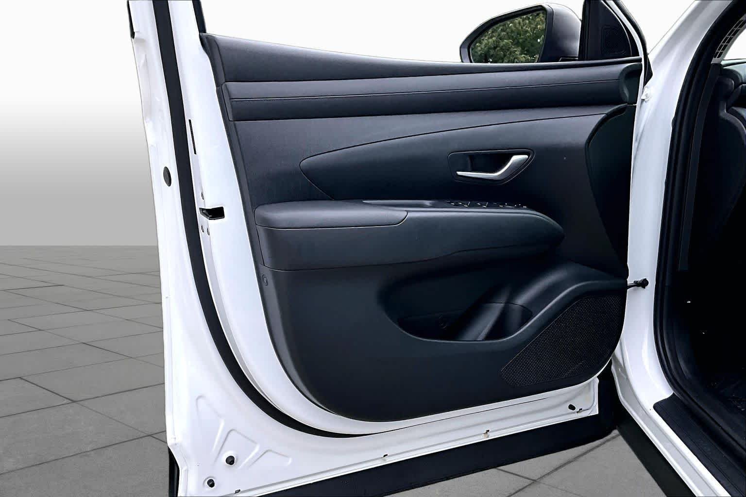 Used 2026 Serenity White Pearl Hyundai SEL Premium image 21