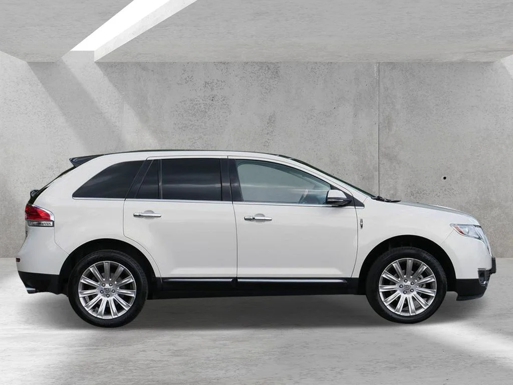 Used 2013 Lincoln MKX Base with VIN 2LMDJ8JK4DBL43833 for sale in White Bear Lake, Minnesota