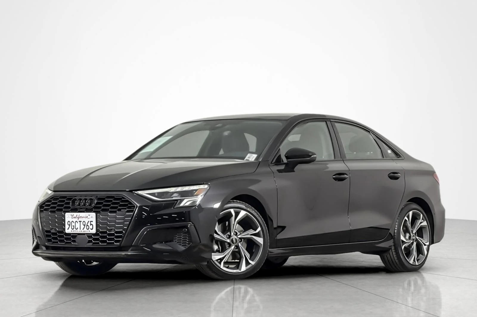 2023 Audi A3 40 TFSI Premium FWD S tronic's photo