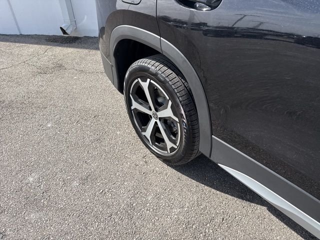 New 2026 Deep Black Volkswagen 2.0T SE image 5