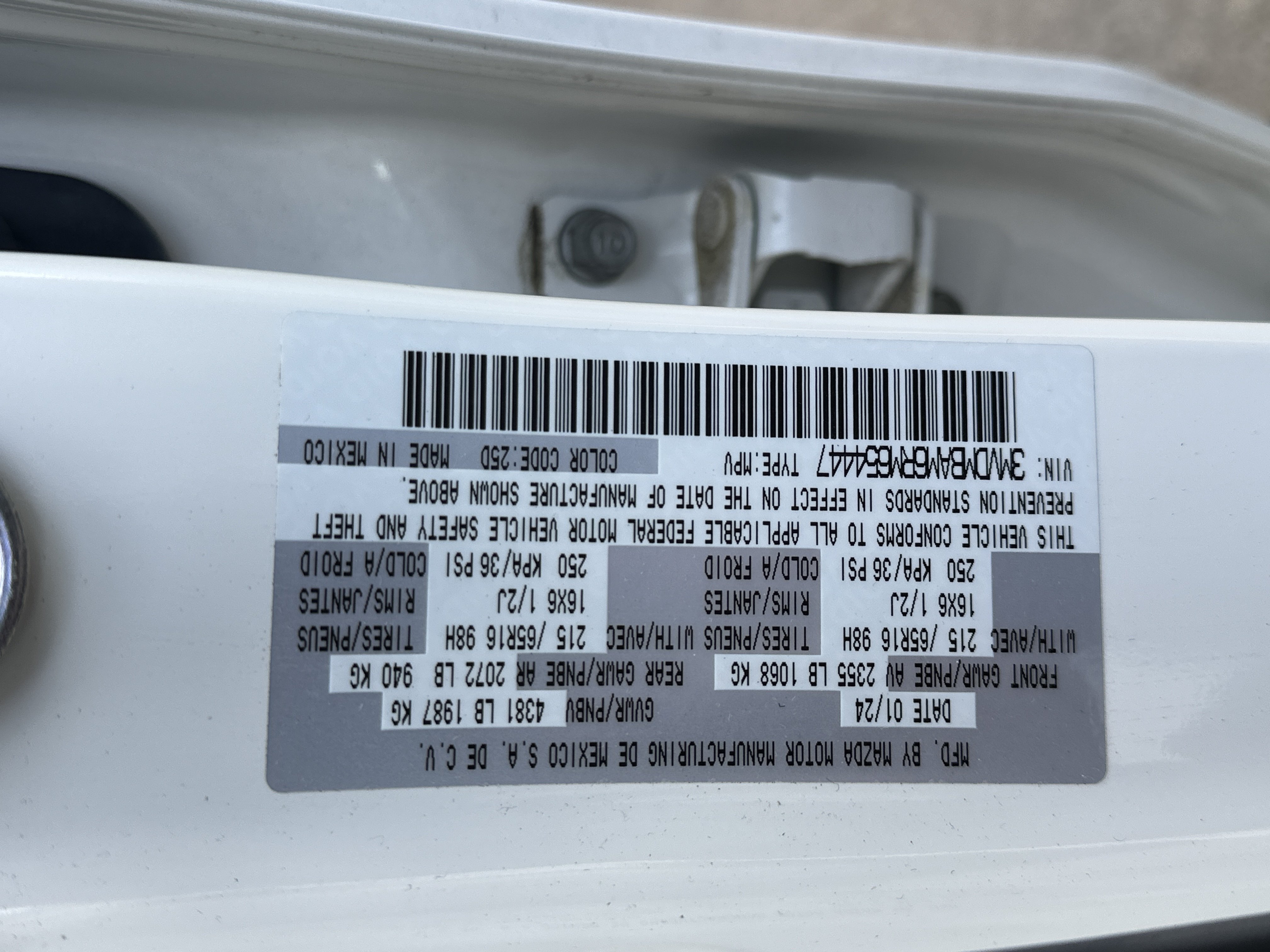 Certified Used 2024 Snowflake White Pearl Mica Mazda 2.5 S image 26