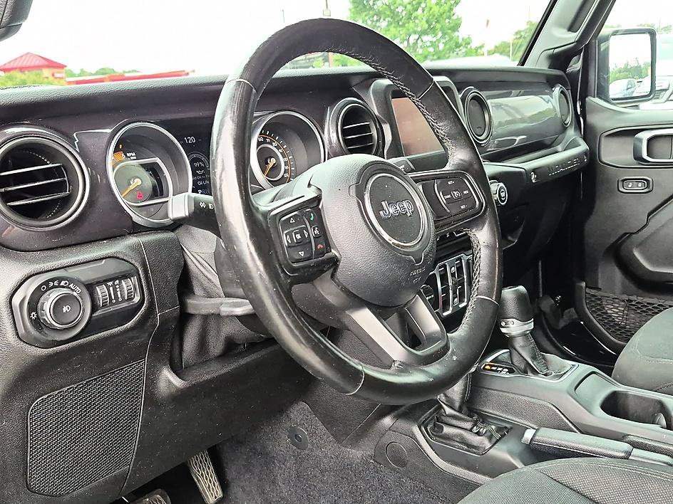 Used 2021 Black Clearcoat Jeep Unlimited Sport Altitude image 16