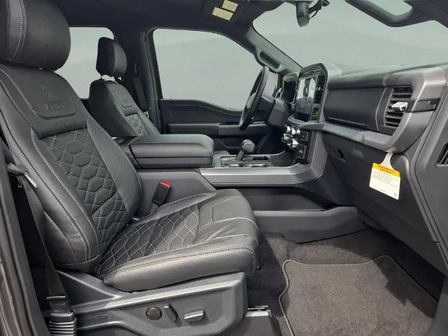 New 2026 Carbonized Gray Metallic Ford XLT image 39