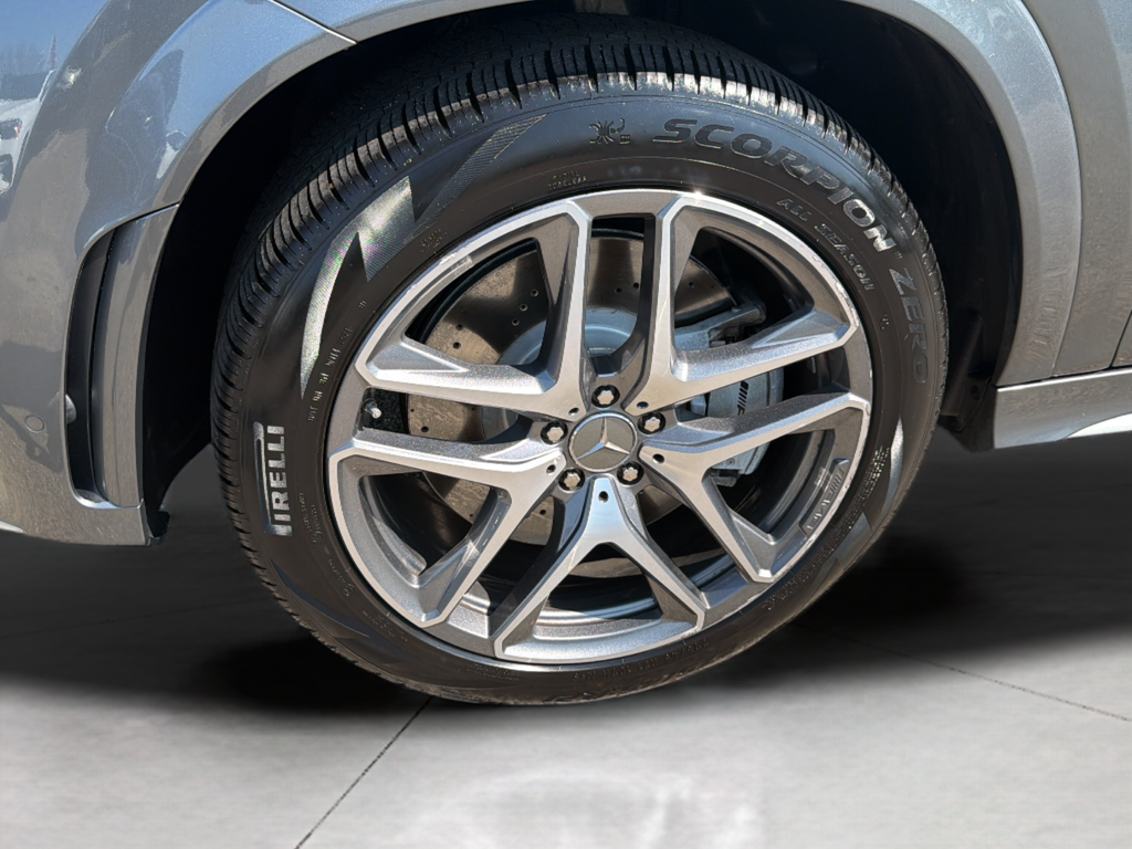 Used 2022  Mercedes-Benz GLE 53 AMG® image 9