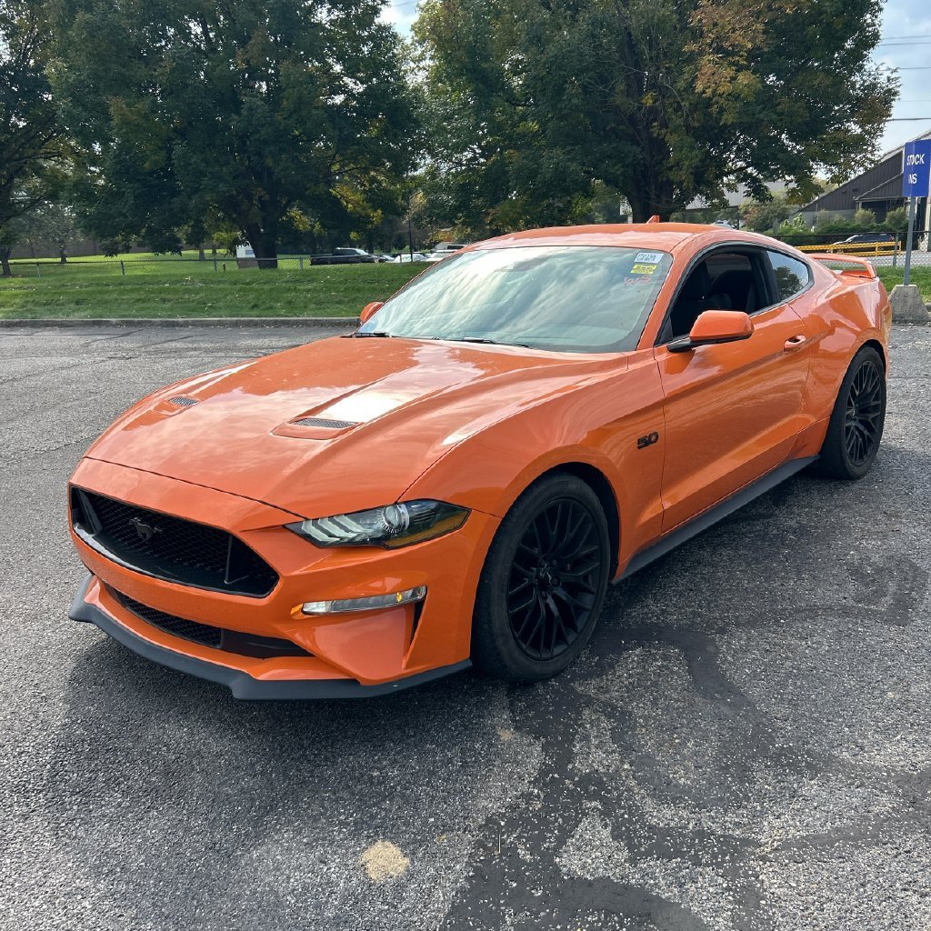 Used 2021 Orange Ford GT image 1
