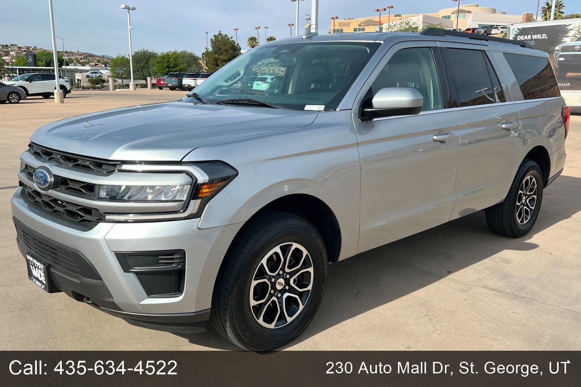 Used 2022 Silver Ford XLT image 1