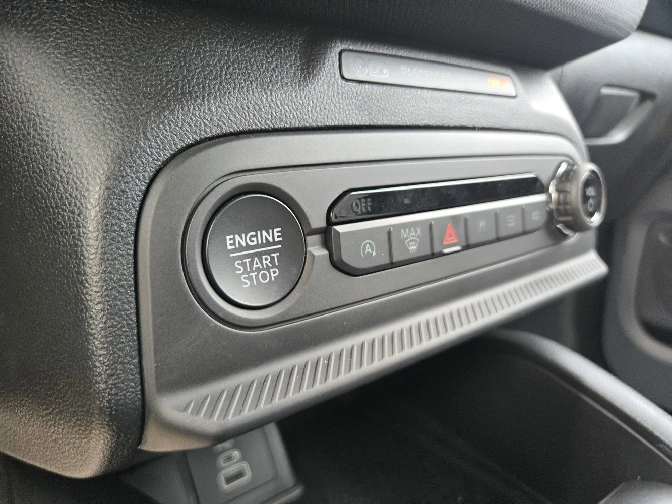New 2026 Azure Gray Metallic Tri-C Ford Badlands image 13