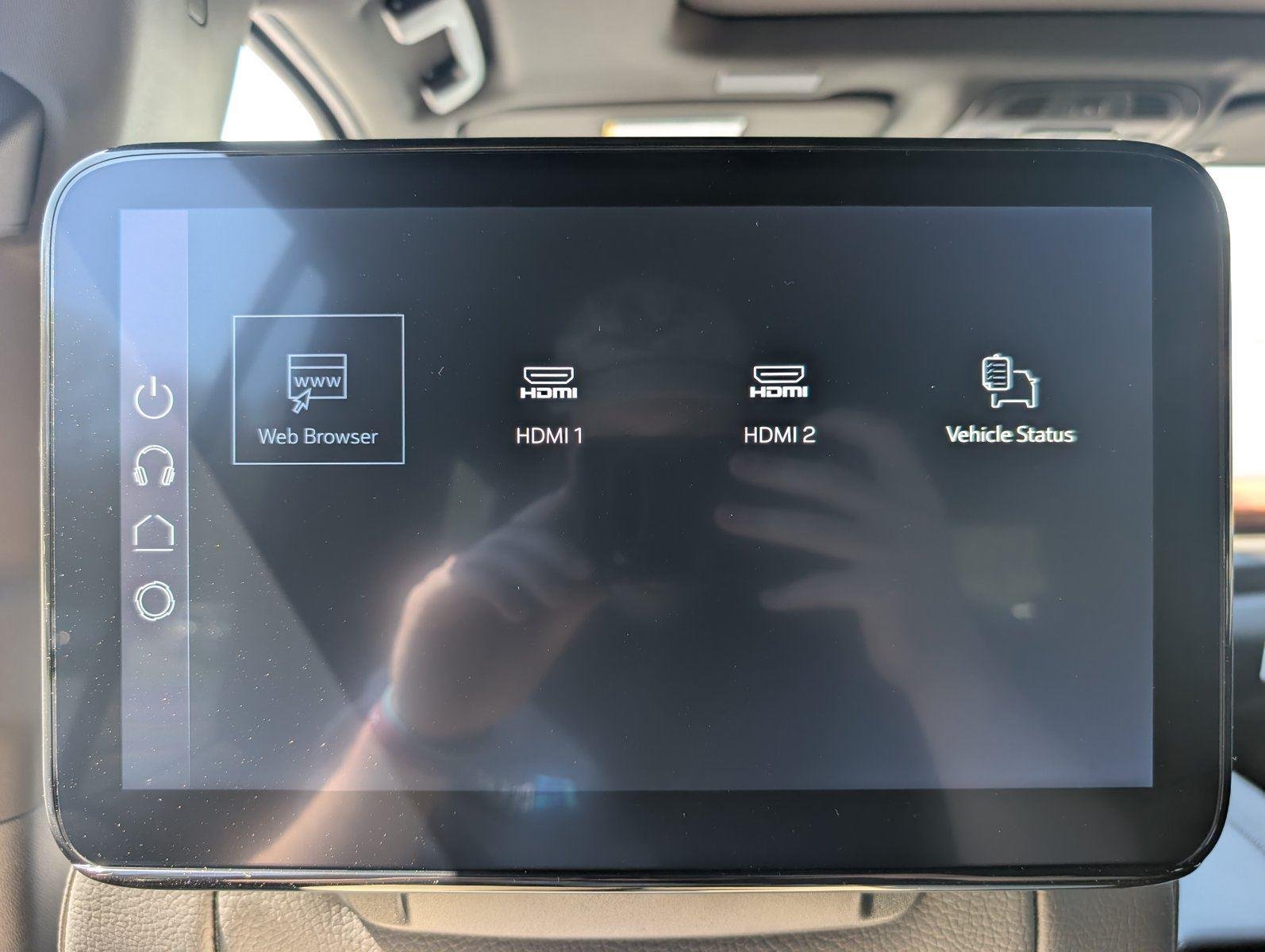 2026 GMC Yukon Denali - Photo 39