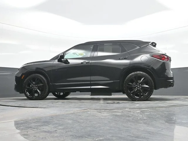 Used 2022 Black Chevrolet RS image 20