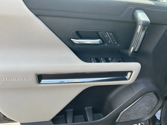 2026 GMC HUMMER EV 2X - Photo 20