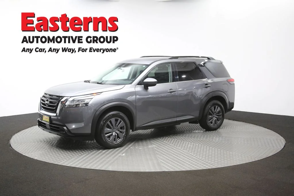 Used 2022 Gray Nissan SV image 57