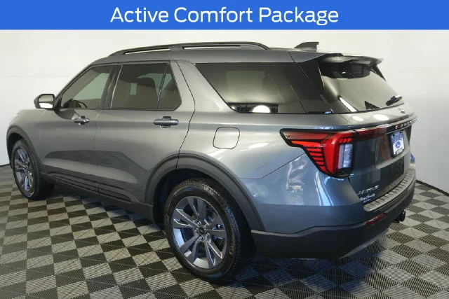 New 2026 Carbonized Gray Metallic Ford Active image 5