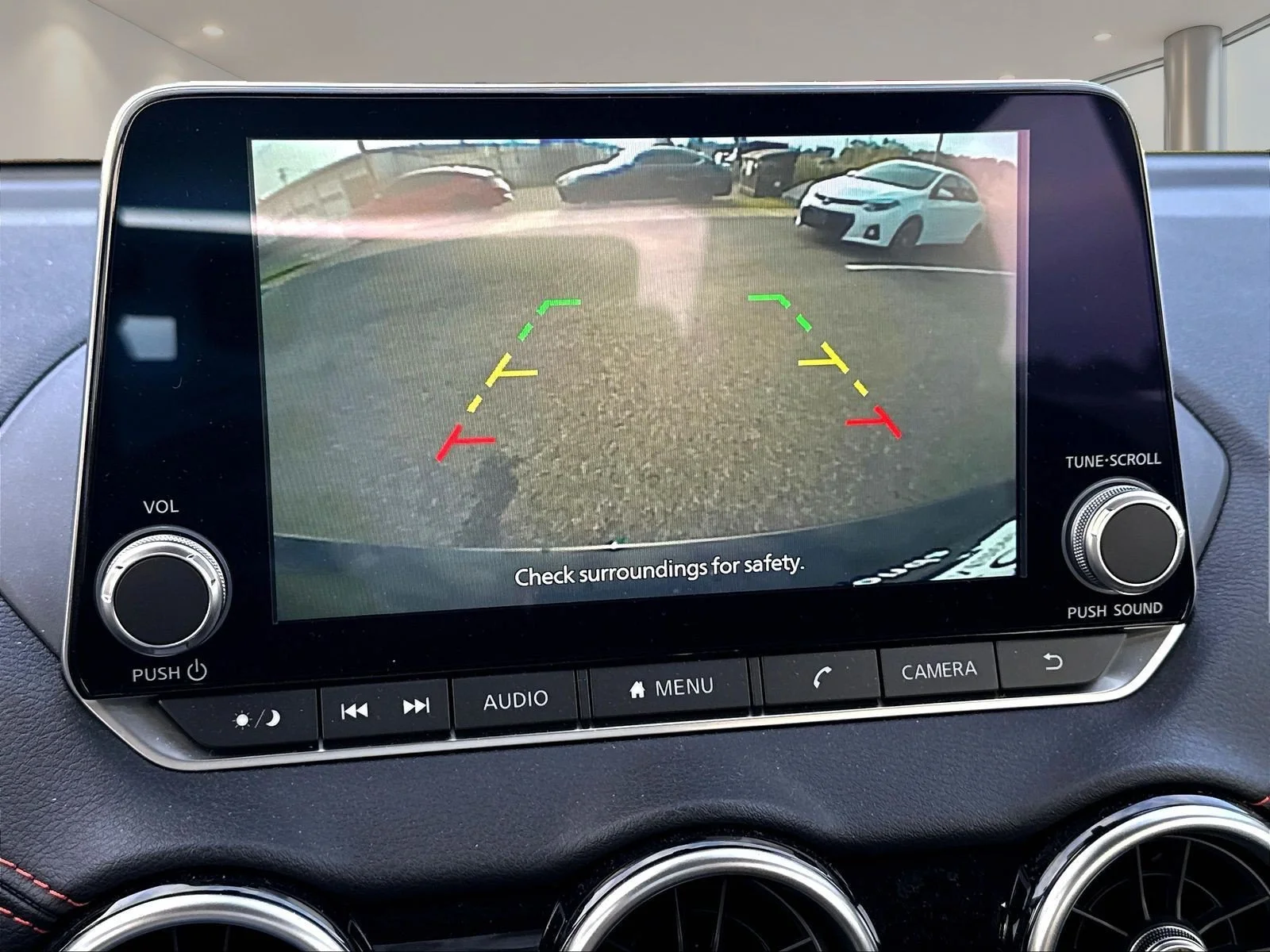 Used 2025 Super Black Nissan SR image 17
