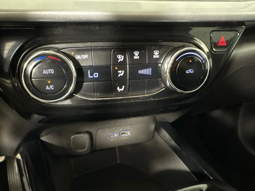 Used 2025 Black Chevrolet LT image 31