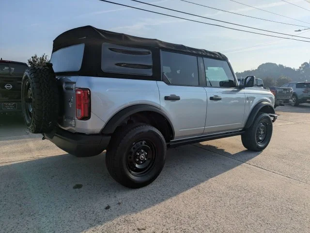 Used 2022 Silver Ford Black Diamond image 4