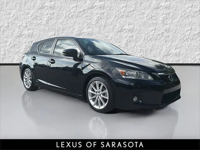 2012 Lexus CT 200h 200h Premium's photo