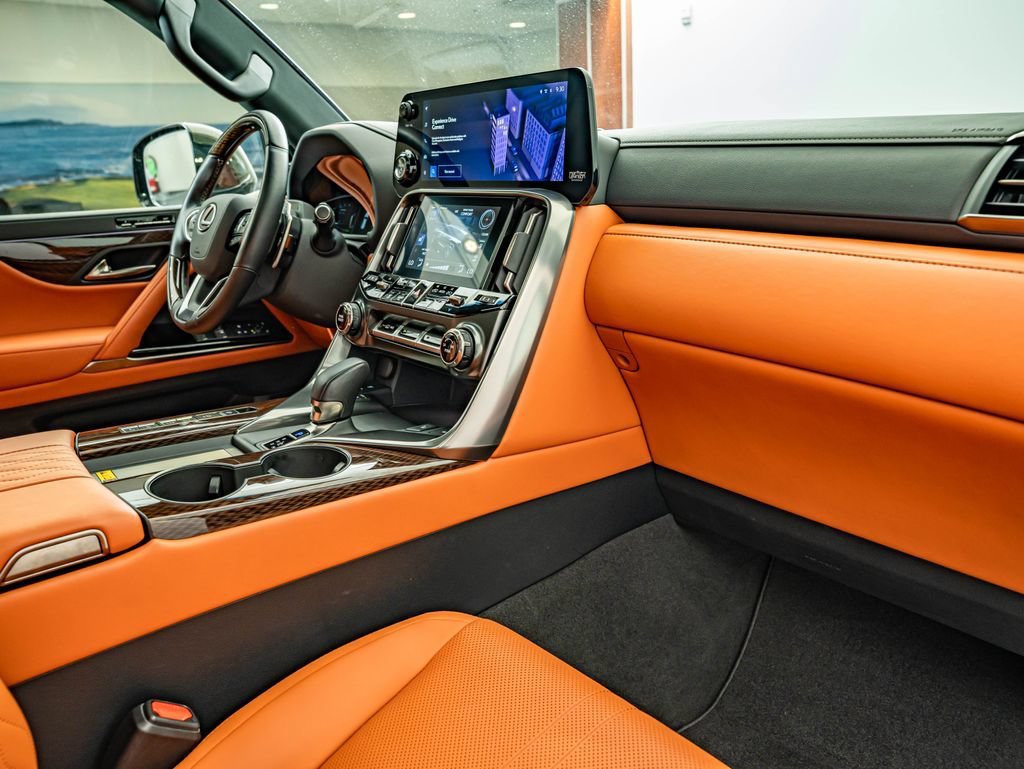New 2025 Nori Green Pearl Lexus 700h Ultra Luxury image 43