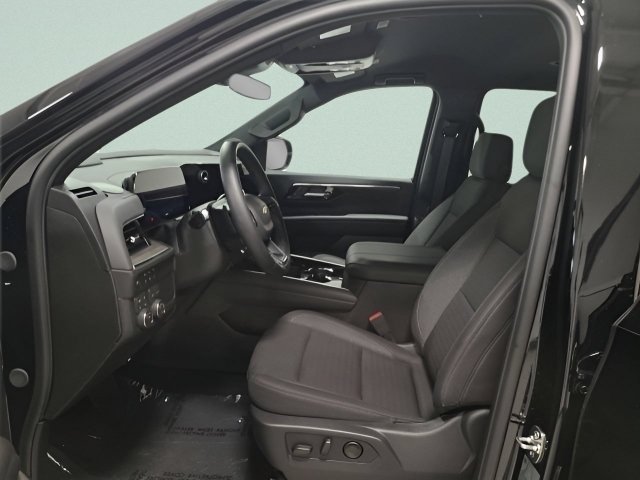 2026 Chevrolet Suburban LS - Photo 15