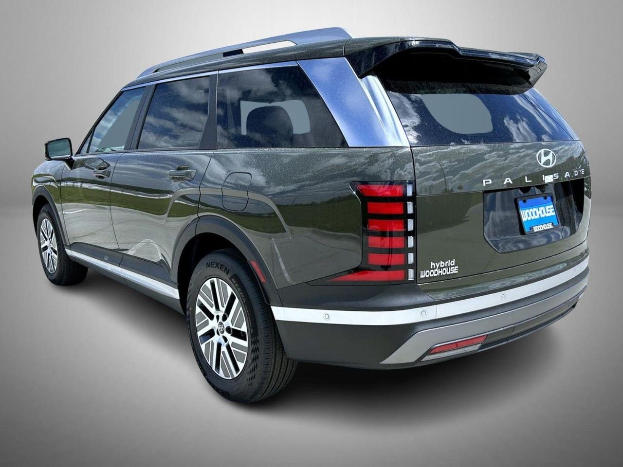 New 2026 Green Hyundai SEL Premium image 7