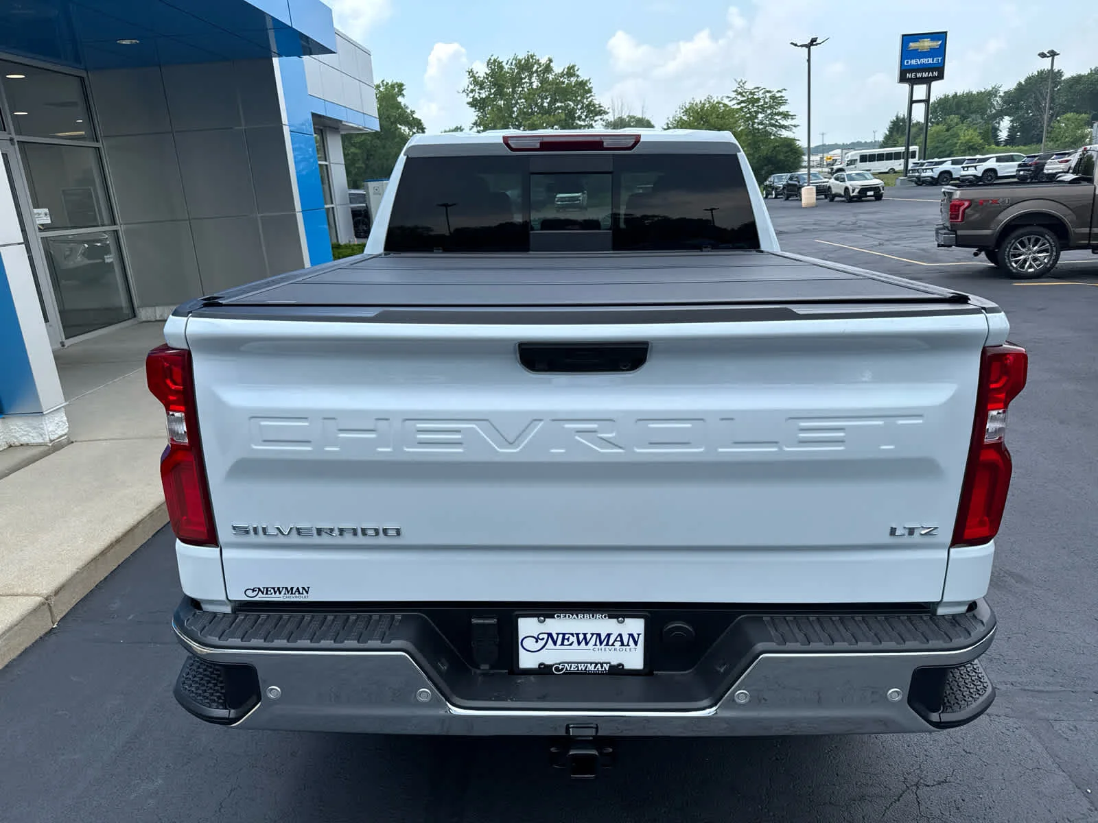 2026 Chevrolet Silverado 1500 LTZ - Photo 8
