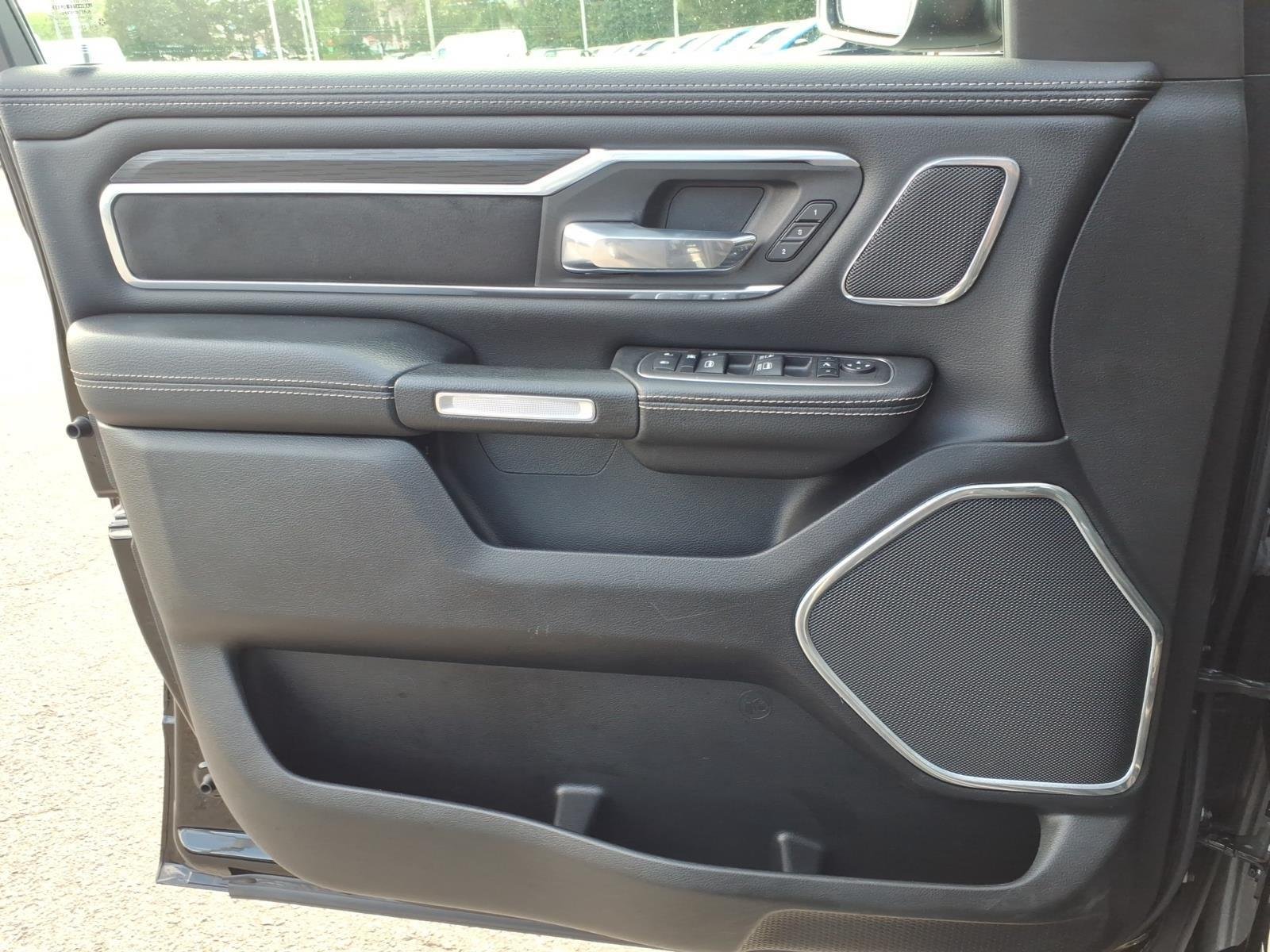 Used 2023 Diamond Black Crystal Pearlcoat Ram Laramie image 29