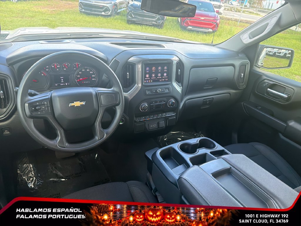 Used 2024 Summit White Chevrolet Custom image 24