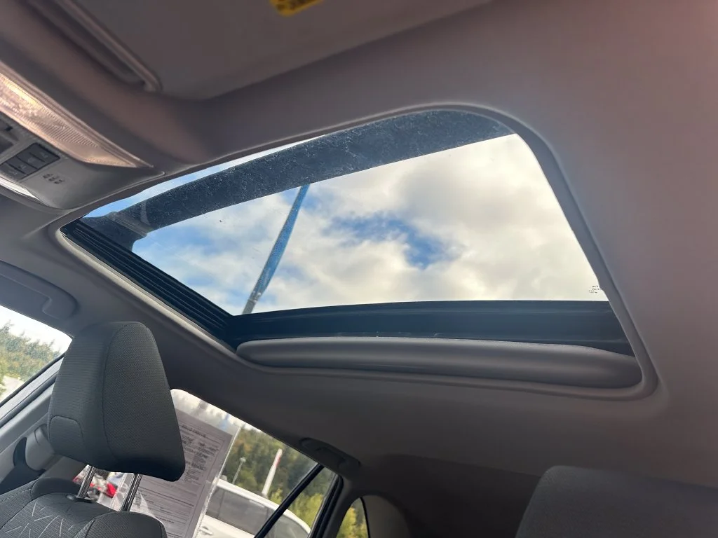 Used 2022 Gray Toyota XLE image 22