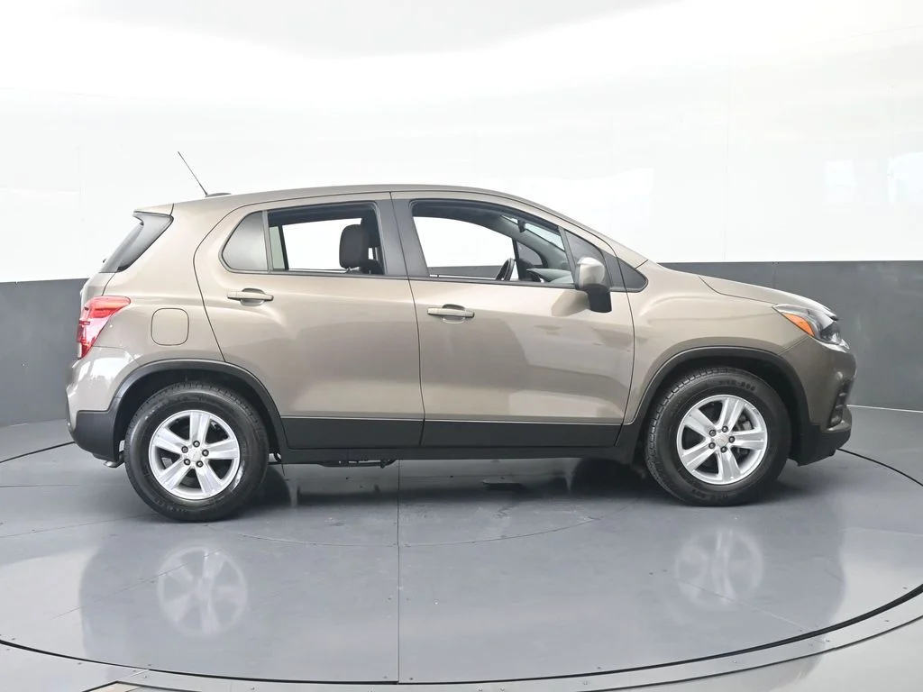 Used 2021 Stone Gray Metallic Chevrolet LS image 7
