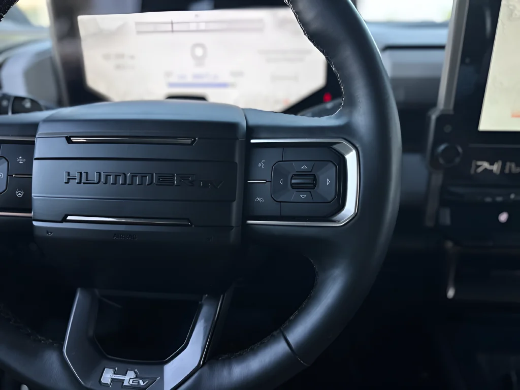 Used 2025 White GMC 3X image 12