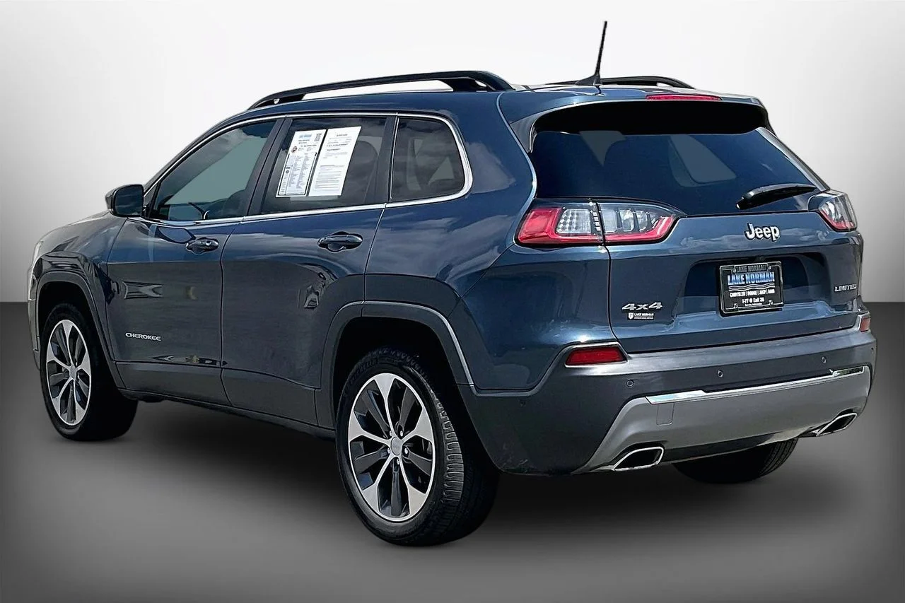 Certified Used 2022 Blue Jeep Limited image 6