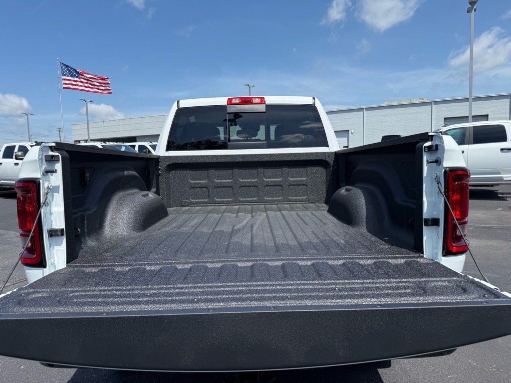 2025 RAM 2500 Tradesman - Photo 6