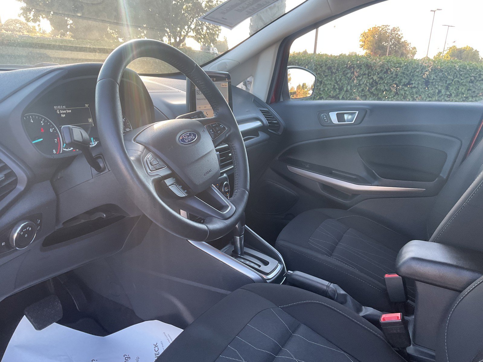 Used 2019 Ruby Red Metallic Ford SE image 15