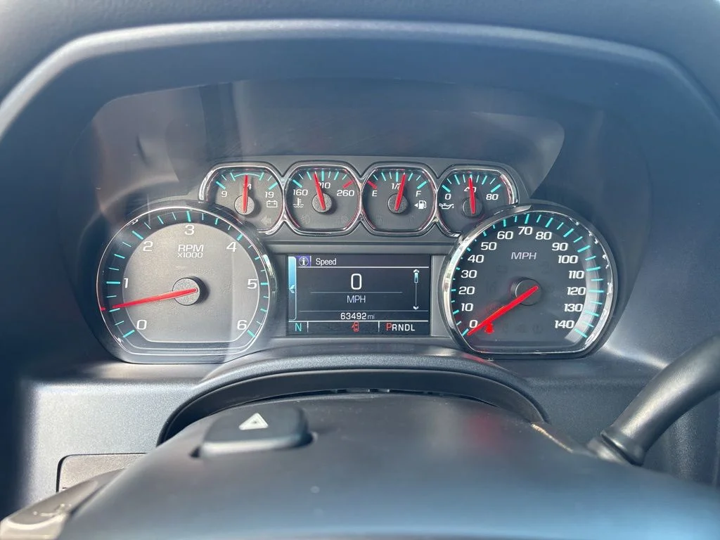 Used 2018 Cardinal Red GMC SLT image 19