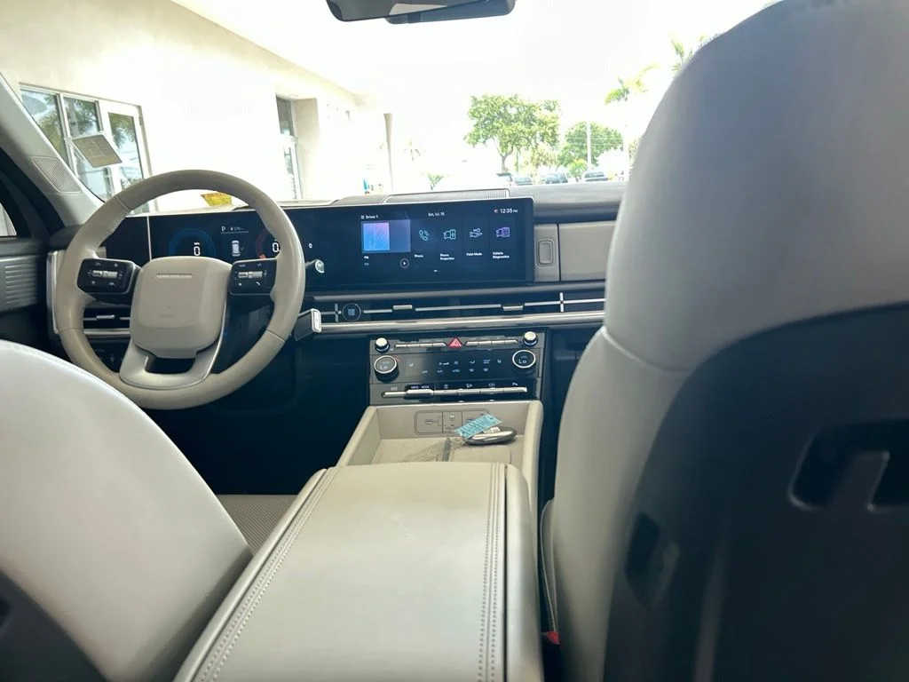 Used 2026 Silver Hyundai SEL image 30