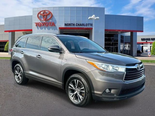 2016 Toyota Highlander XLE V6