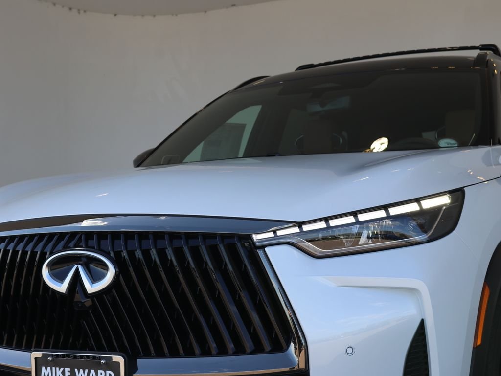 New 2027 2T RAD WHT INFINITI Autograph AWD image 59