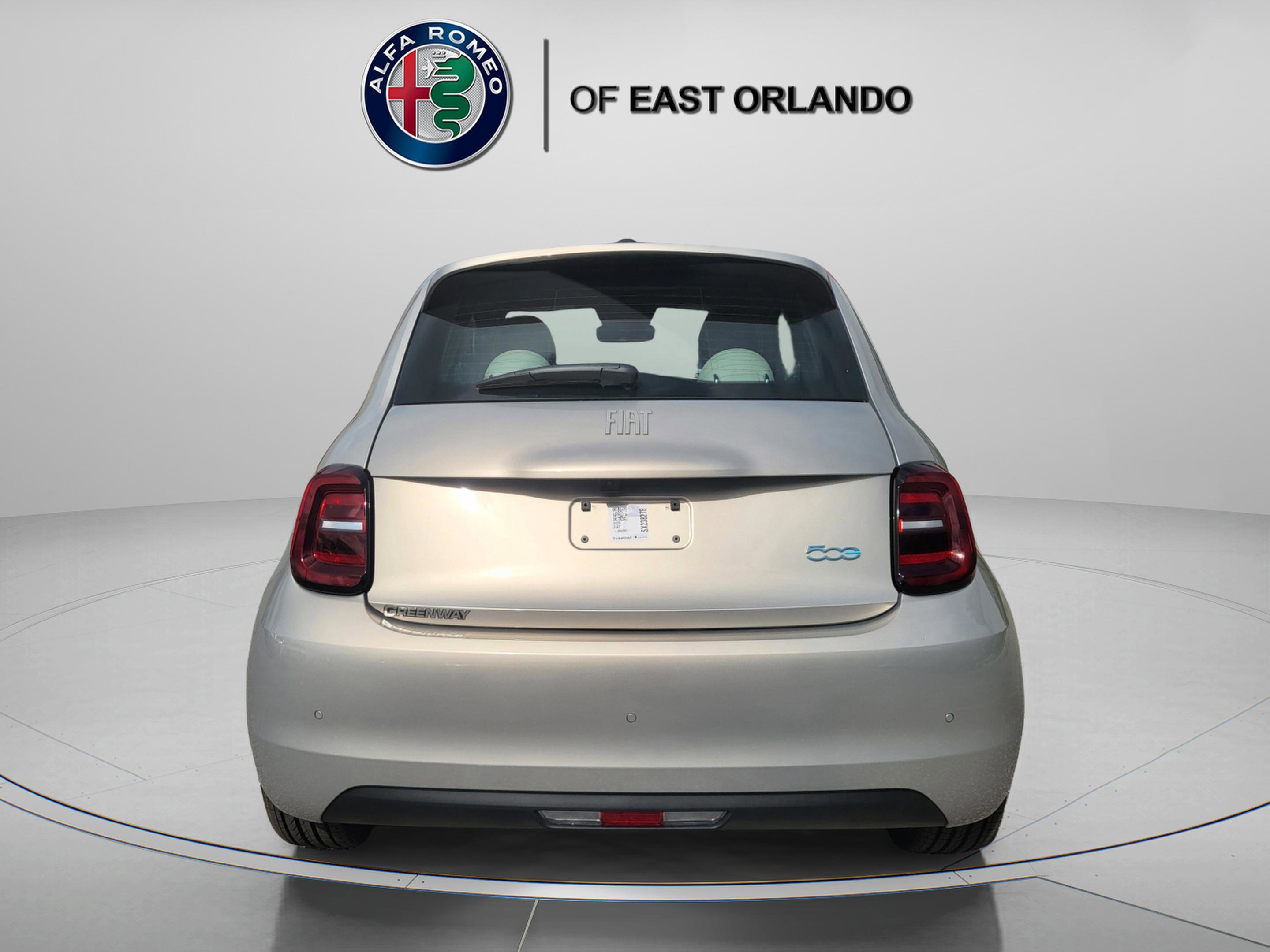 2025 FIAT 500e Base - Photo 7