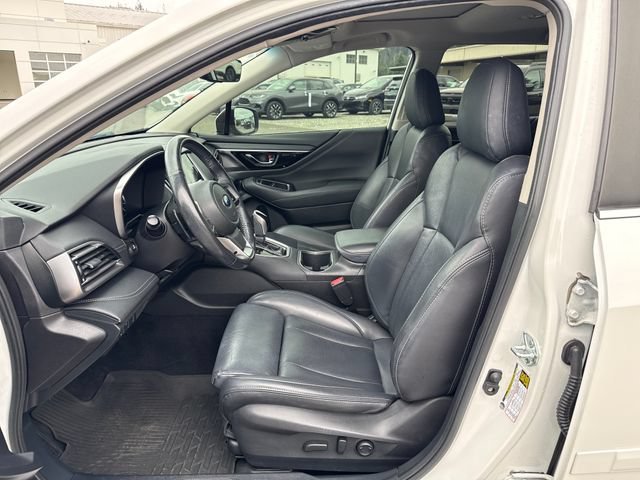 Used 2022 Crystal White Pearl Subaru Limited image 16
