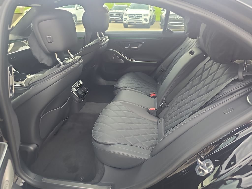 New 2026 Obsidian Black Metallic Mercedes-Benz S 500 image 20