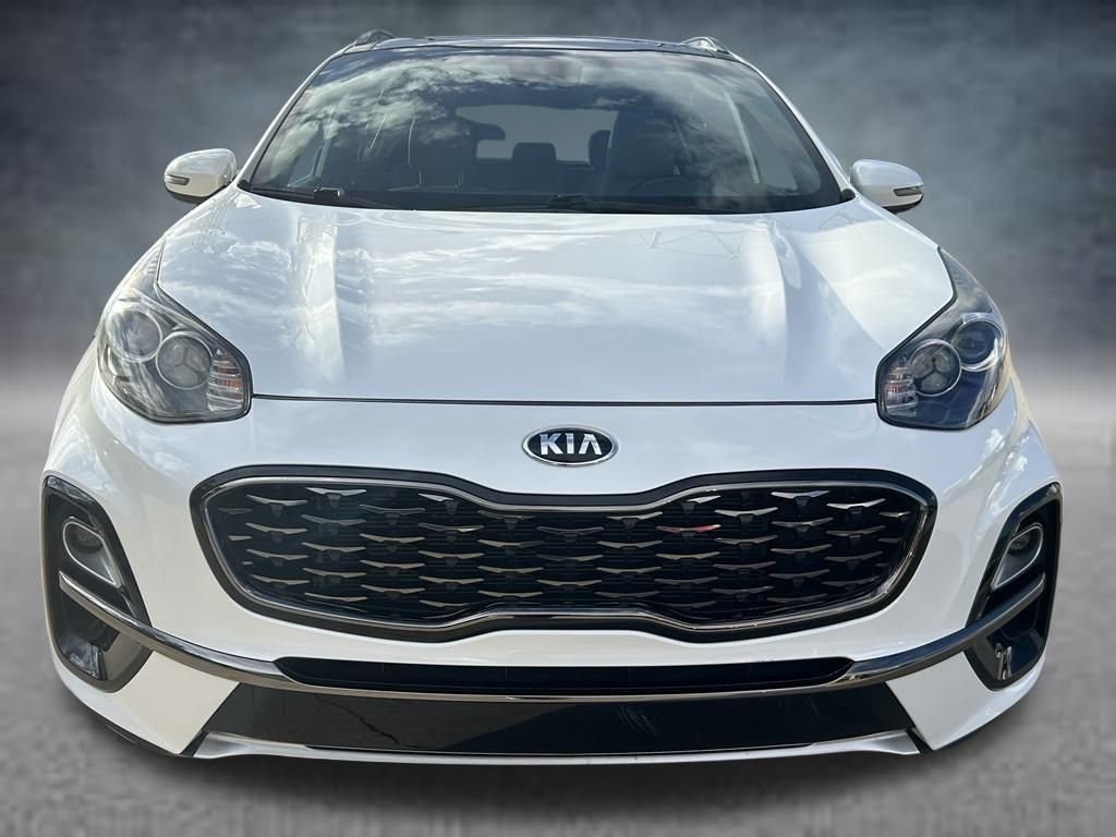 Used 2020 White Kia S image 8